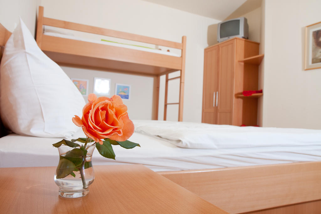 Pension Gartner Wallern im Burgenland Экстерьер фото